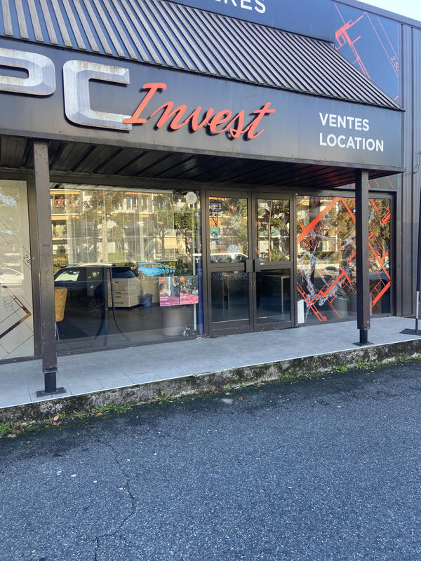 Appartement - 150 m² - 3 pièces