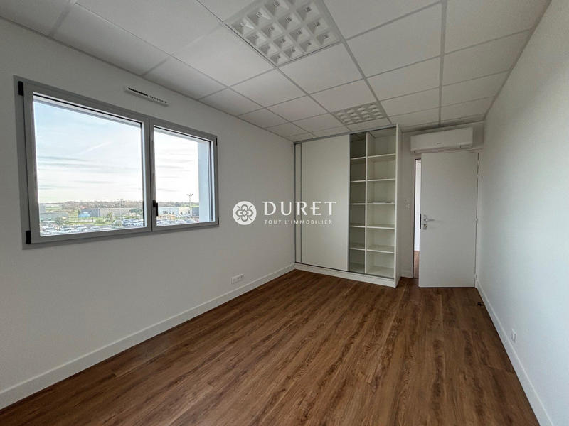 Bureau - 87 m²