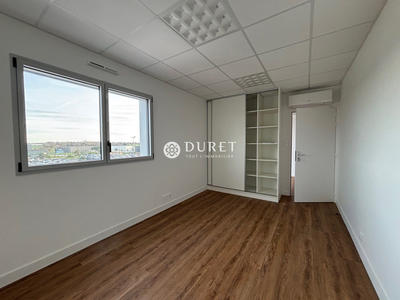 Bureau - 87 m²