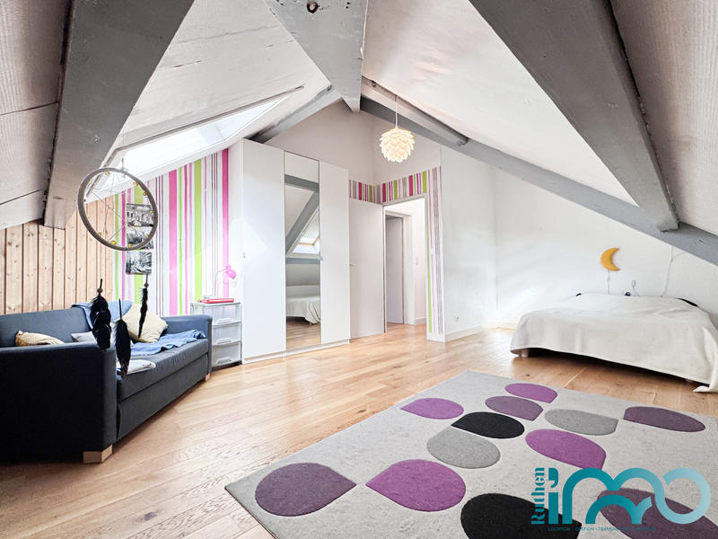 Maison ancienne - 250 m² - 8 pièces