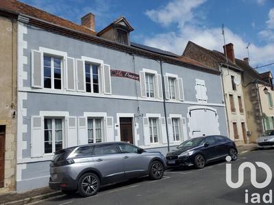 Maison de village - 210 m² - 9 pièces
