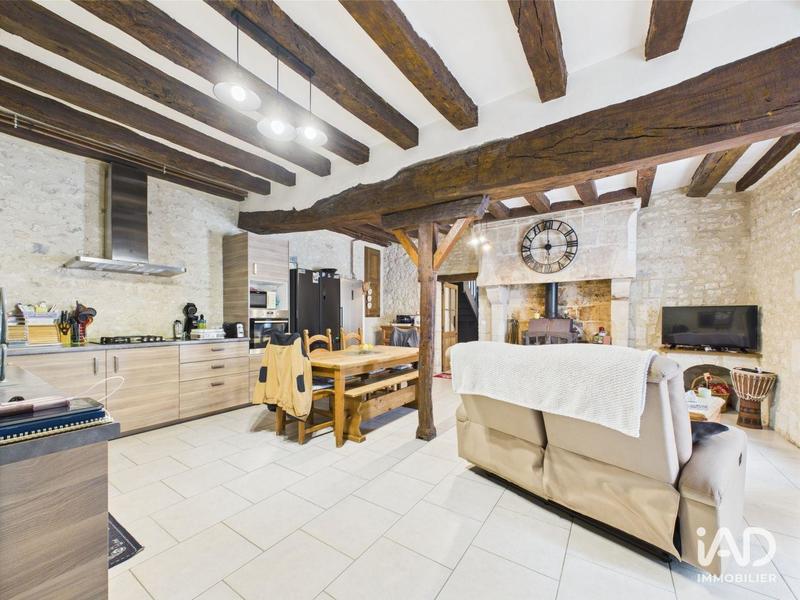 Maison - 237 m² - 6 pièces