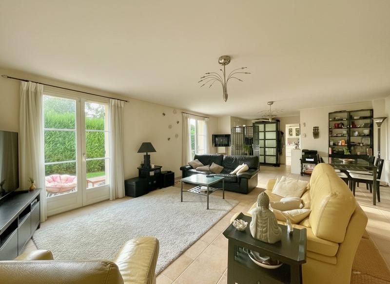 Maison - 157 m² - 6 pièces