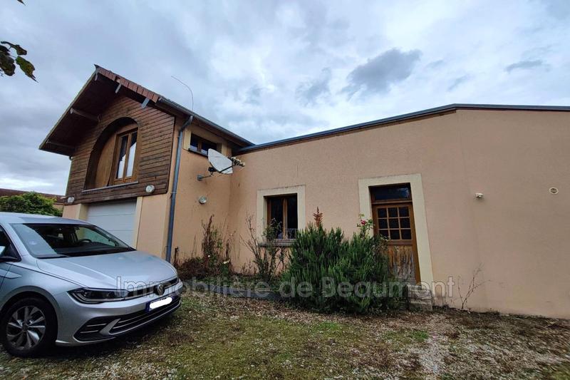 Maison - 290 m² - 10 pièces