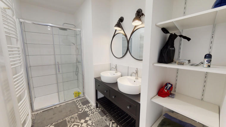 Appartement - 115 m² - 5 pièces