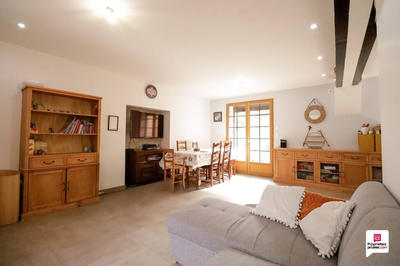 Maison - 122 m² - 5 pièces