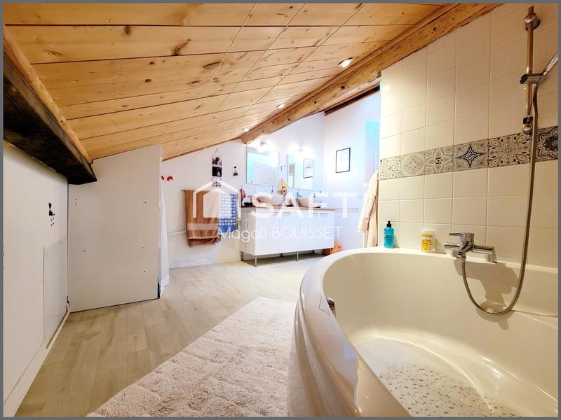 Appartement - 72 m² - 4 pièces