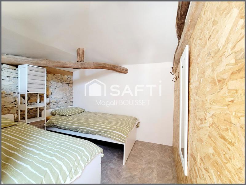 Maison - 248 m² - 7 pièces