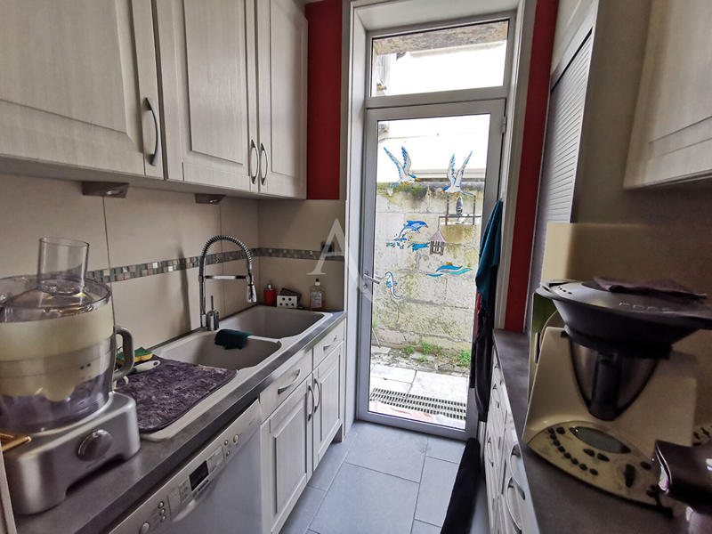 Maison - 158 m² - 6 pièces