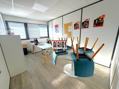 Bureau - 123 m²