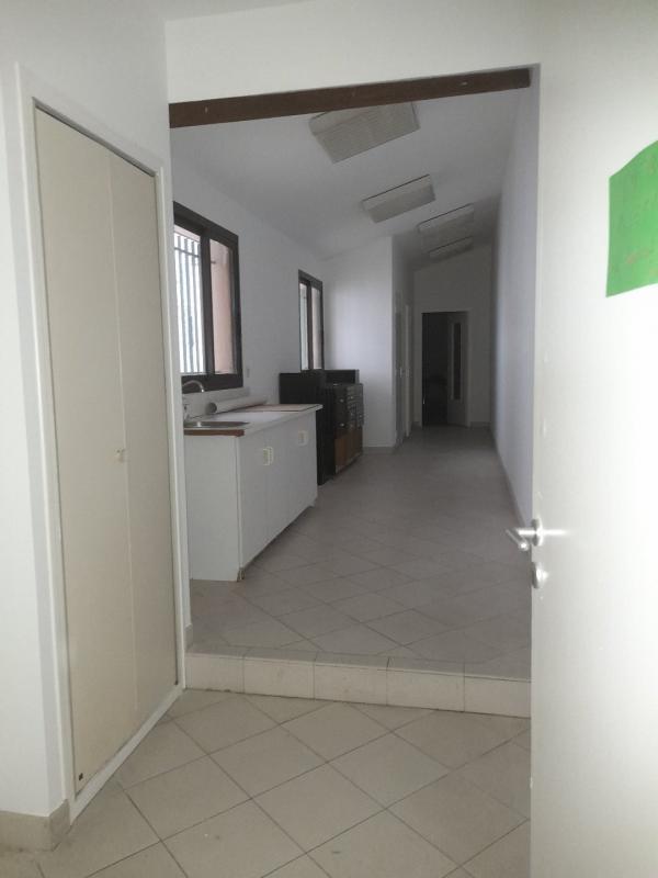 Local commercial - 138 m² - 5 pièces