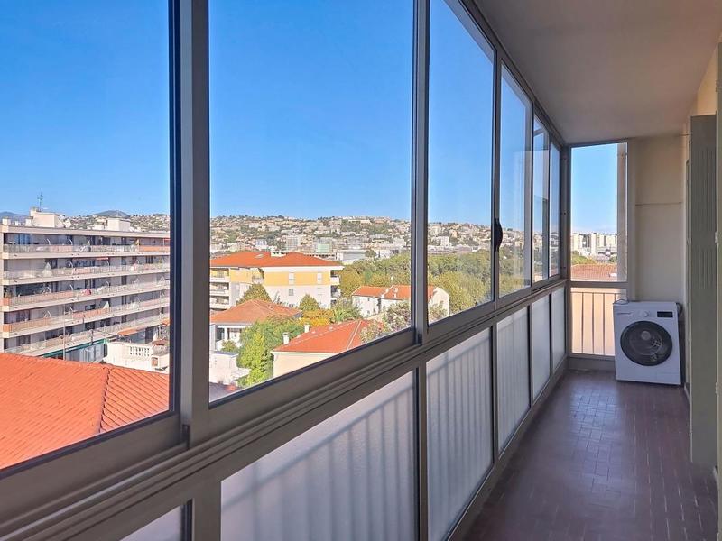 Appartement - 77 m² - 4 pièces