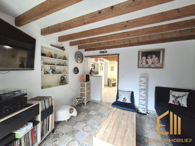 Maison - 140 m² - 8 pièces