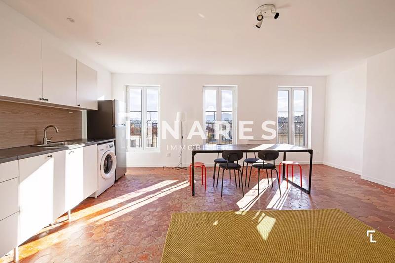 Appartement - 60 m² - 2 pièces