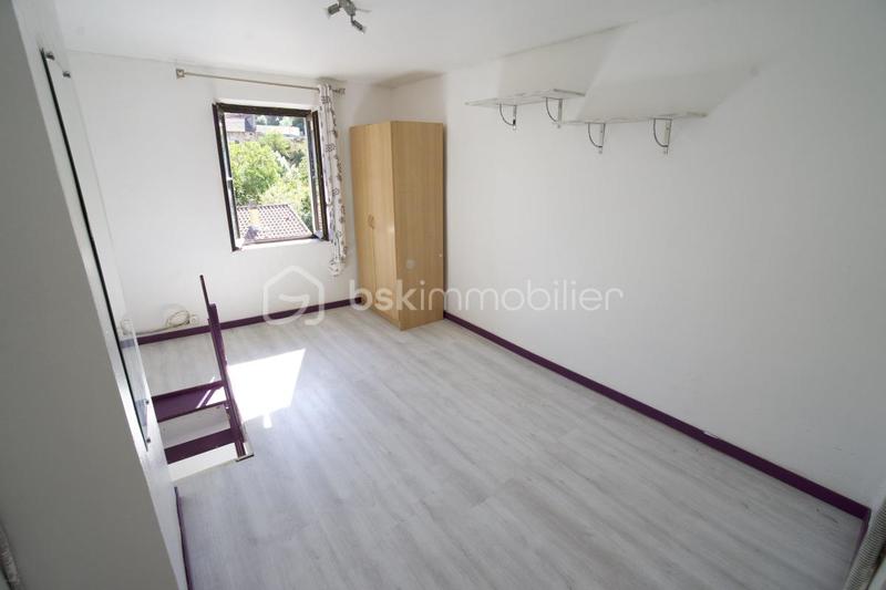 Immeuble - 300 m² - 13 pièces