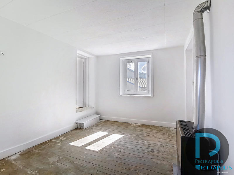 Maison ancienne - 250 m² - 7 pièces