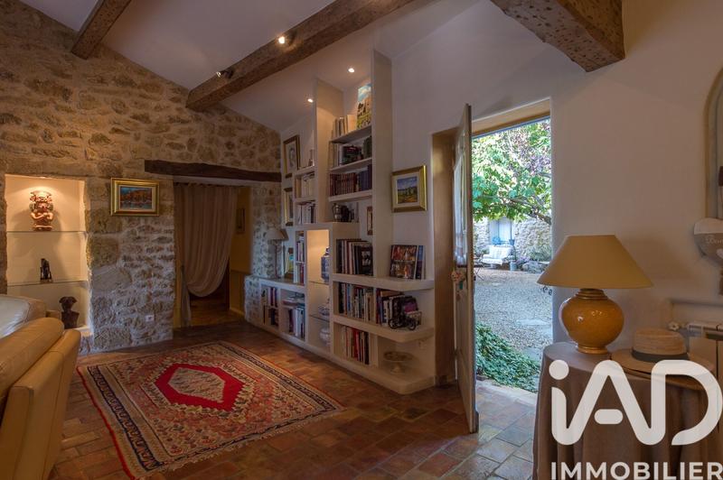 Maison - 402 m² - 12 pièces