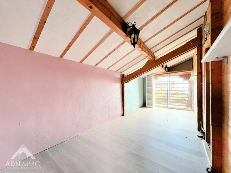 Maison - 220 m² - 6 pièces