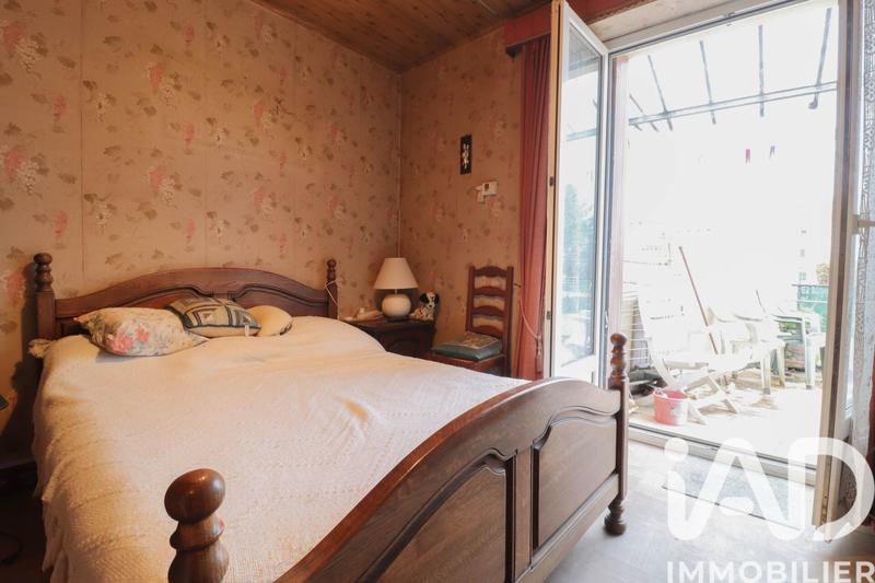 Maison - 92 m² - 5 pièces