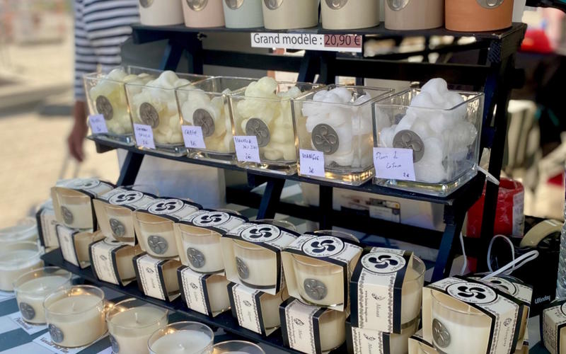 Marché nocturne des créateurs locaux - martxuka merkatua