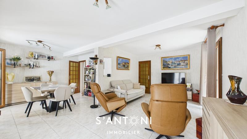 Maison - 150 m² - 7 pièces