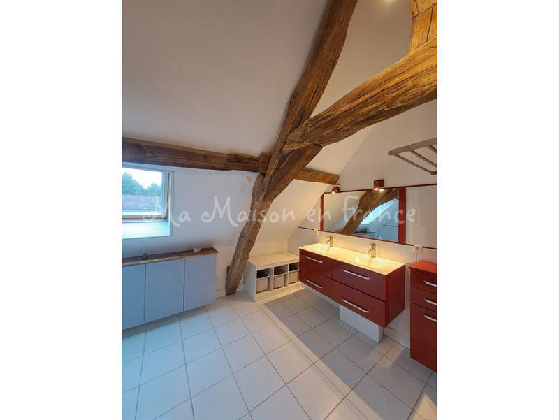 Maison - 107 m² - 5 pièces