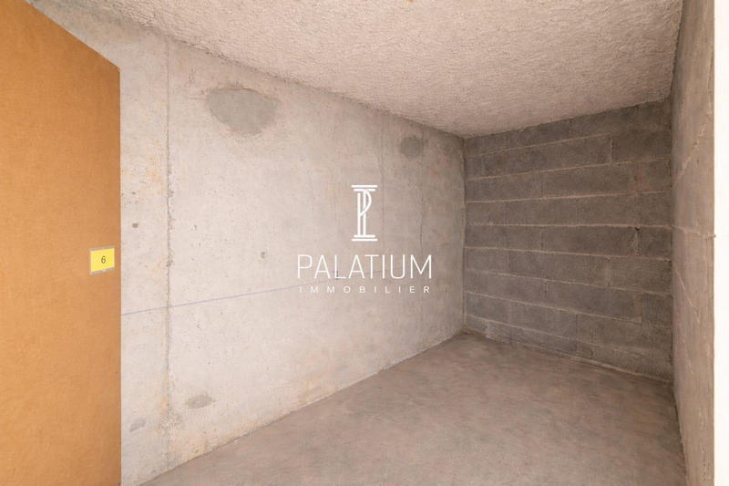 Parking / Garage - 4 m²