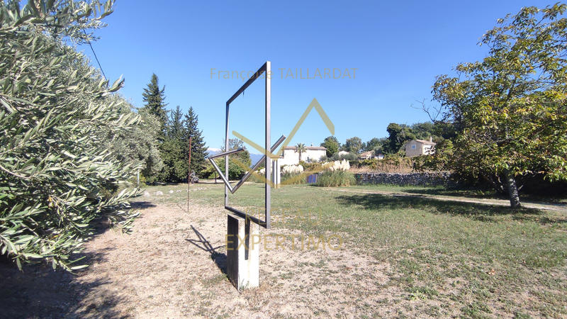 Maison - 205 m² - 7 pièces