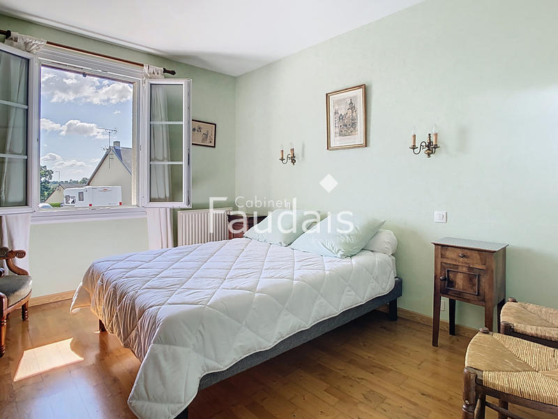 Maison - 137 m² - 6 pièces