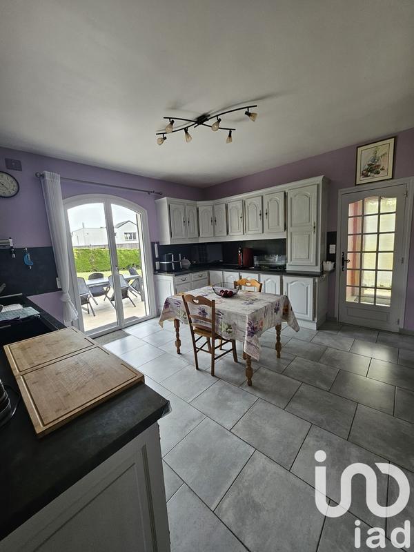 Maison - 230 m² - 7 pièces