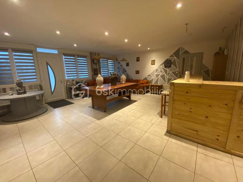 Maison de ville - 225 m² - 8 pièces