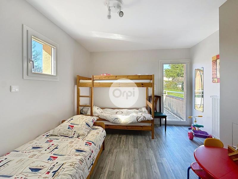 Maison - 210 m² - 7 pièces