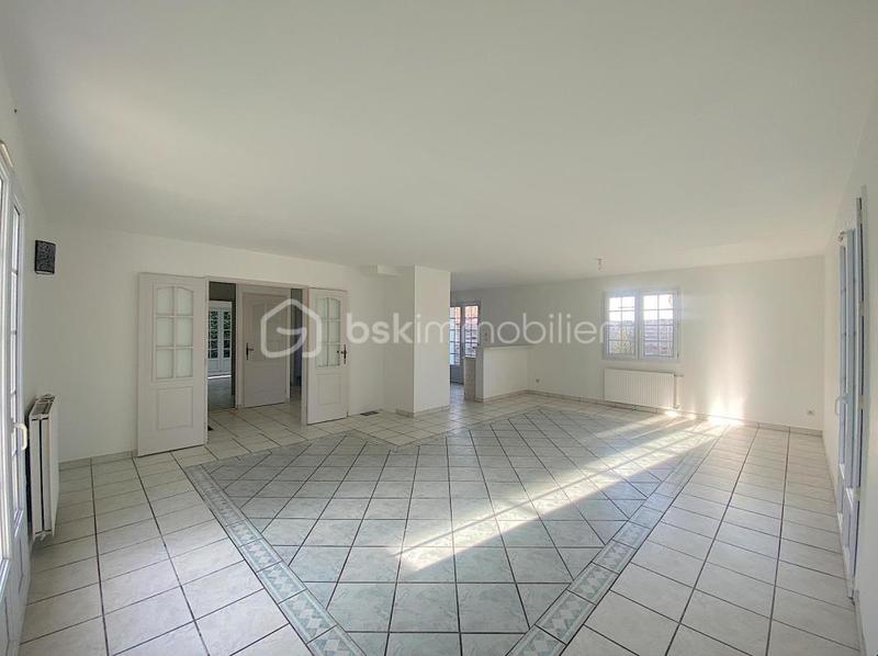 Maison traditionnelle - 110 m² - 4 pièces