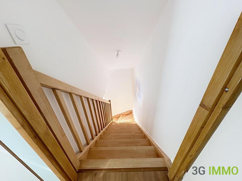 Maison - 111 m² - 5 pièces