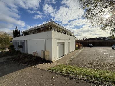 Appartement - 175 m² - 6 pièces