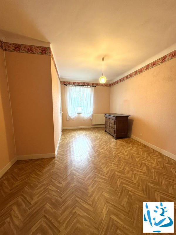 Maison - 149 m² - 7 pièces