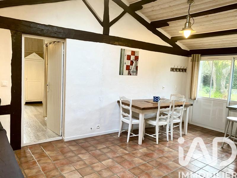 Maison - 245 m² - 10 pièces