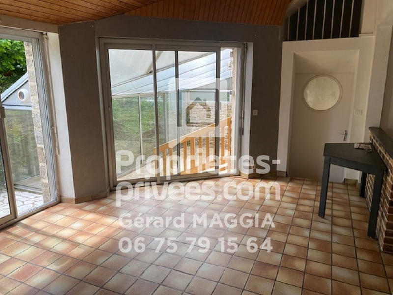 Maison - 220 m² - 11 pièces