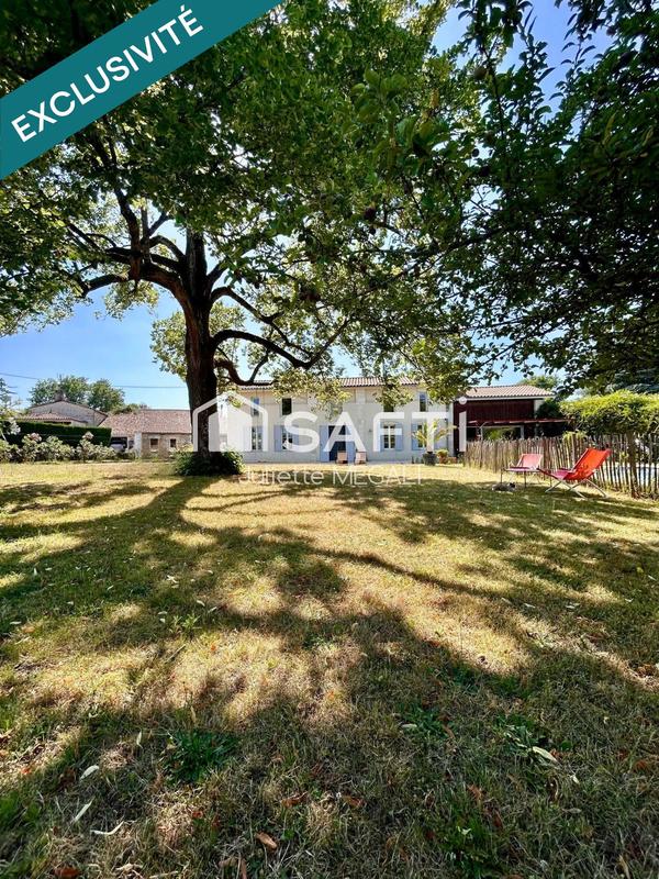 Maison - 284 m² - 8 pièces