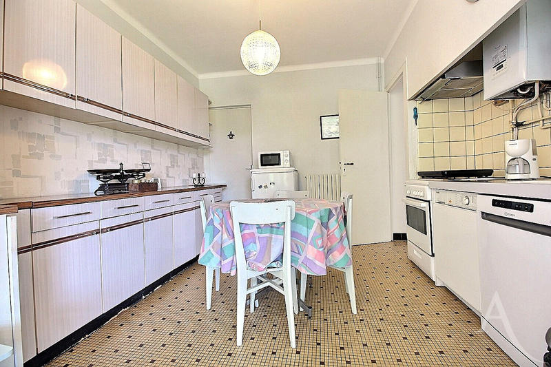 Maison - 99 m² - 4 pièces