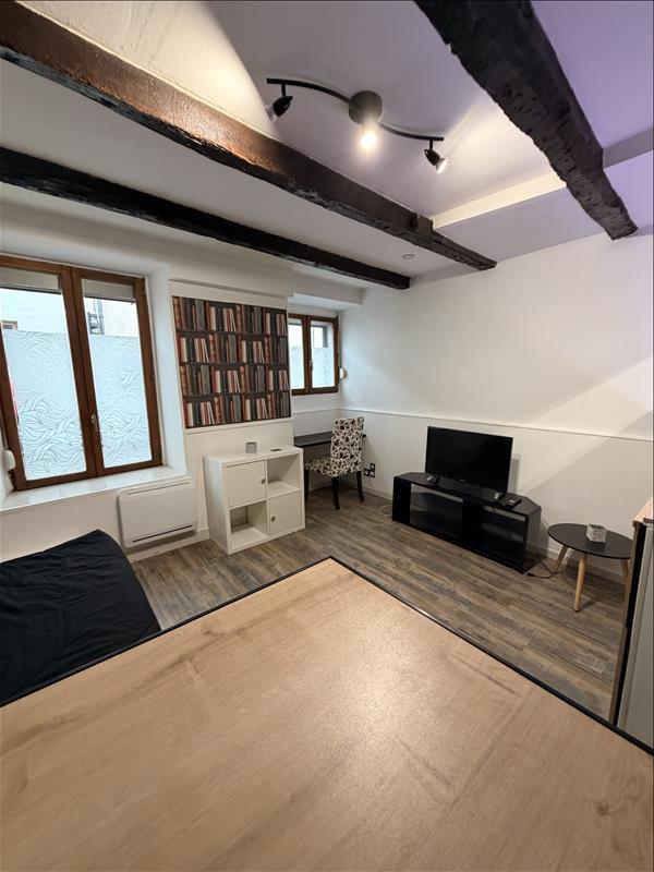 Studio - 21 m² - 1 pièce