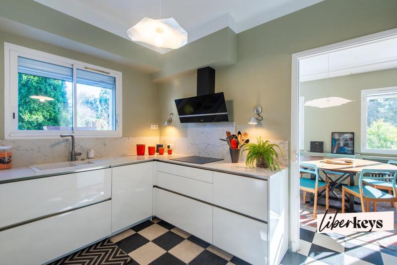 Maison - 195 m² - 6 pièces