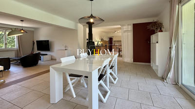 Maison - 158 m² - 5 pièces