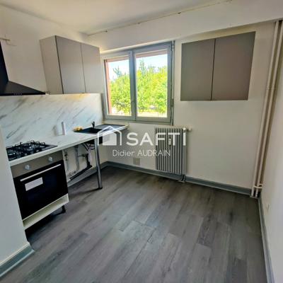 Appartement - 77 m² - 4 pièces