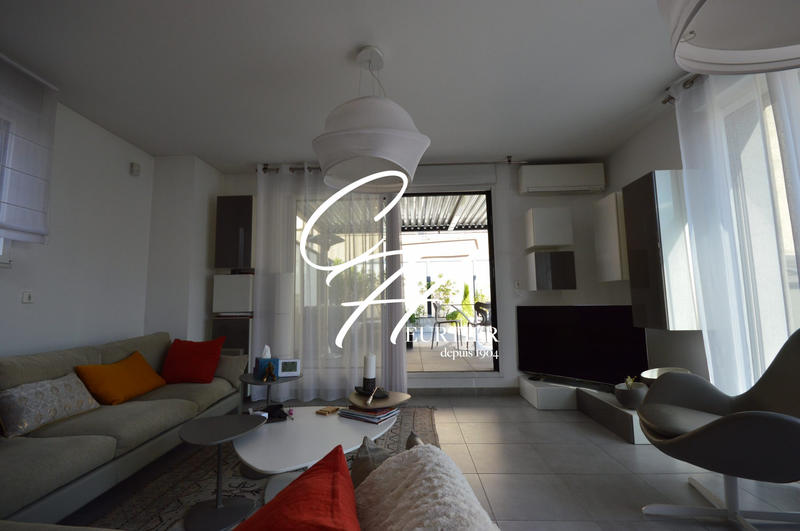 Appartement - 105 m² - 4 pièces