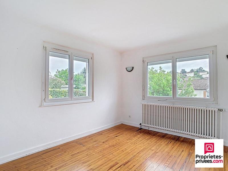 Maison - 110 m² - 5 pièces