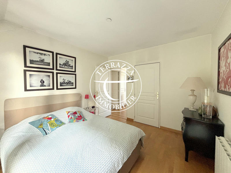 Appartement - 101 m² - 5 pièces