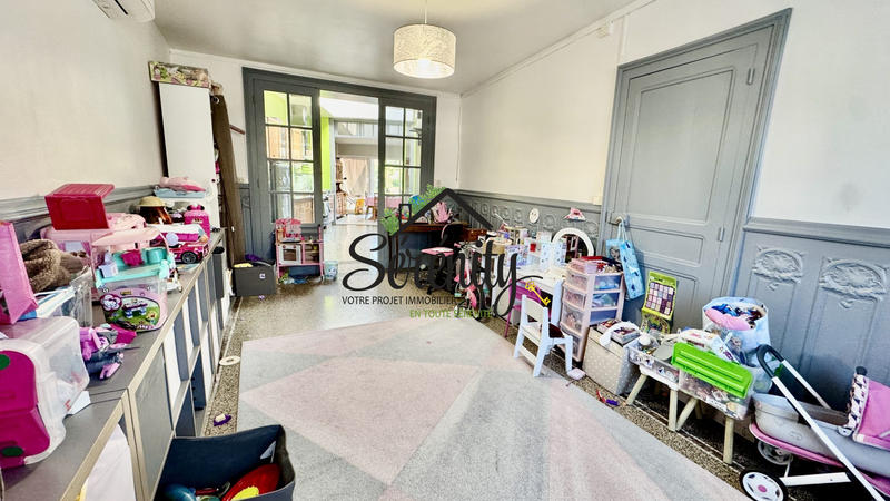 Maison ancienne - 195 m² - 10 pièces