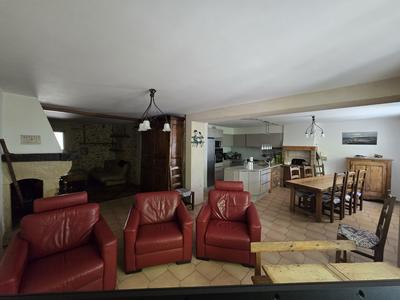 Maison ancienne - 296 m² - 11 pièces