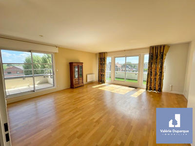 Appartement - 93 m² - 4 pièces